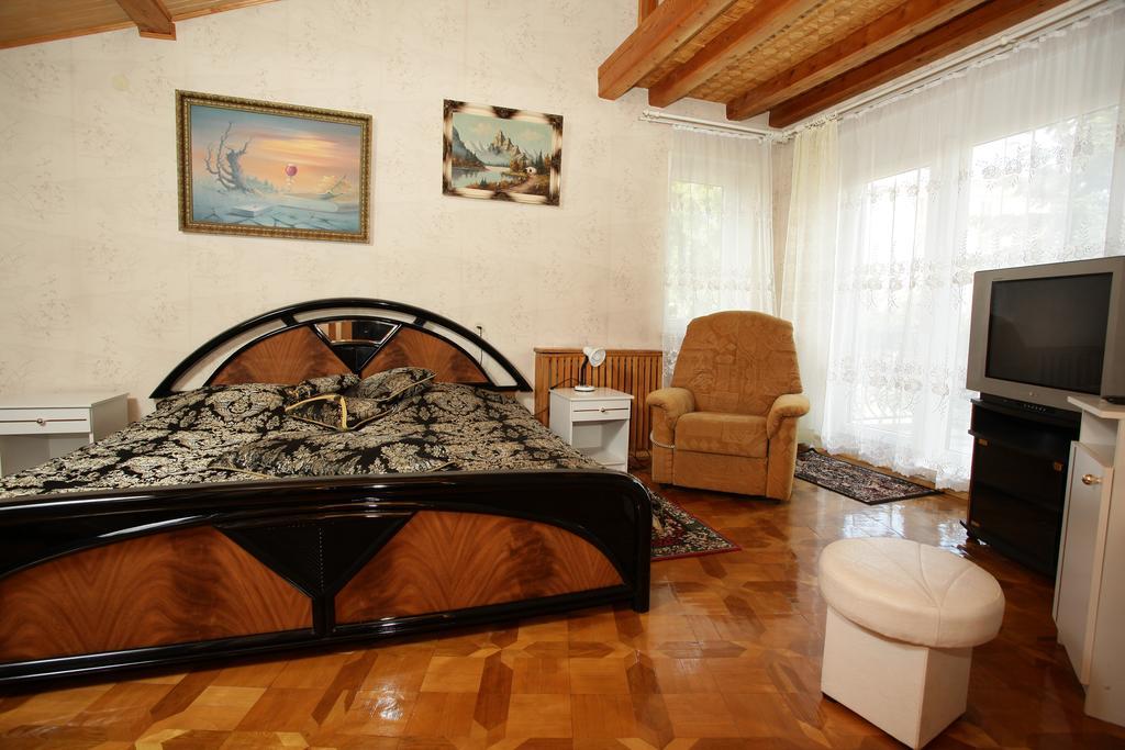 Vila Pas Justina Palanga Buitenkant foto